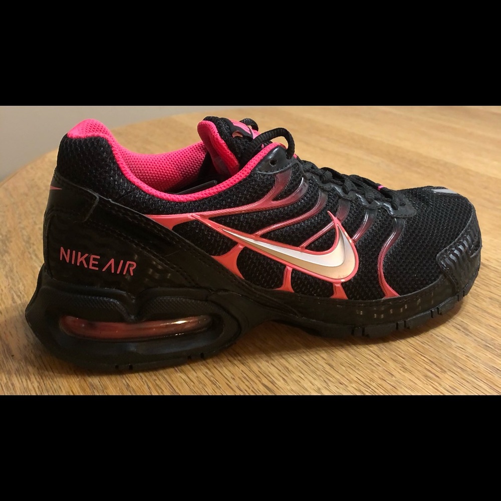 Women’s Nike Air Max Torch size 8.5